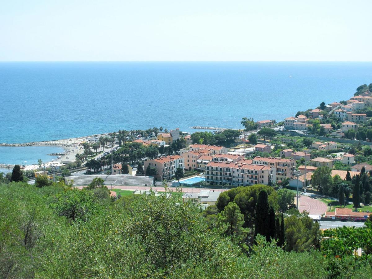 Apartment Cala Azzurra - Imp312 By Interhome インペリア エクステリア 写真